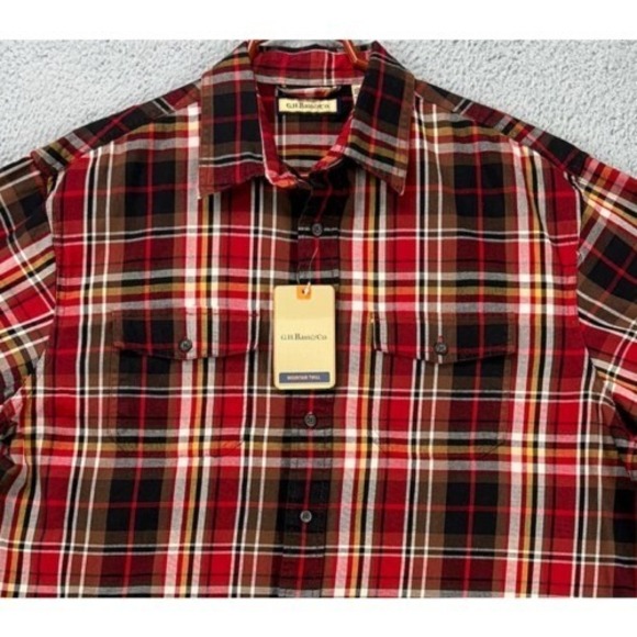G.H. Bass Co Shirt Mens Large Red Plaid Mountain Twill Button Up Flap Pocket NEW